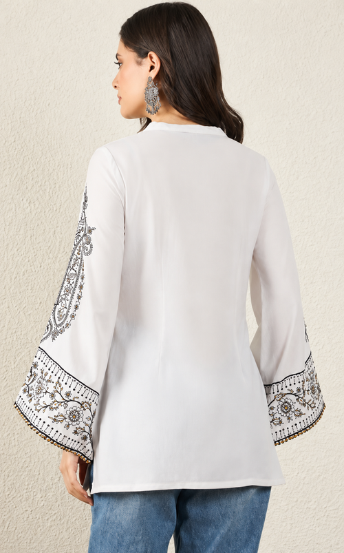 Ethnic Motifs Embroidered Thread Work Chanderi Silk Thread Work Kurti