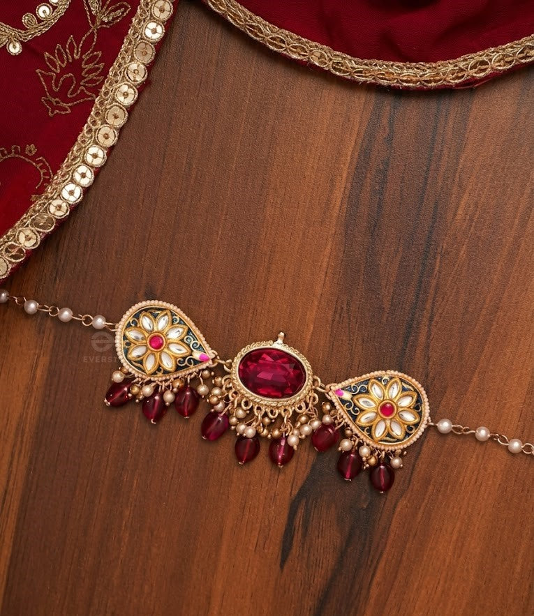Women Gold-Plated Kundan Studded & Beaded Necklace