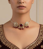 Women Gold-Plated Kundan Studded & Beaded Necklace