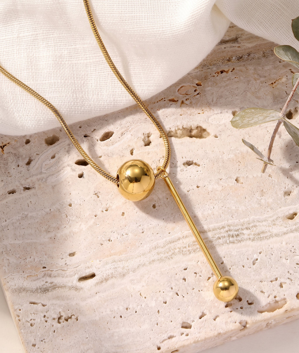 Stainless Steel Gold-Plated Contemporary Anti Tarnish Pendent & Chain