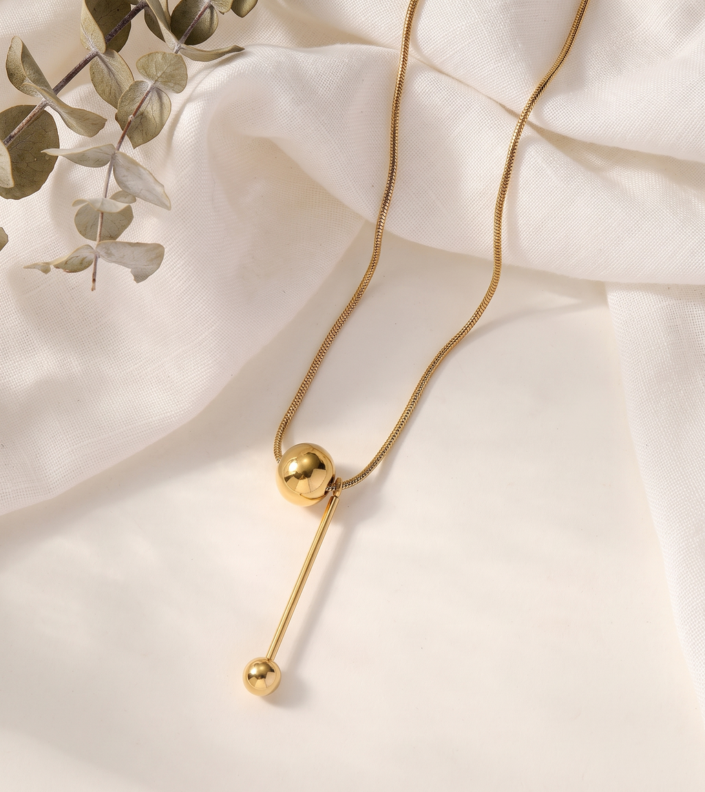 Stainless Steel Gold-Plated Contemporary Anti Tarnish Pendent & Chain