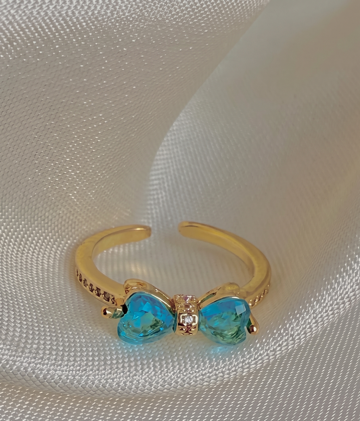 Aurora Blue Bow Ring