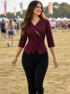 V-neck, three-quarter, Regular Sleeves Top