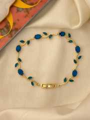 Women Gold-Plated Link Bracelet