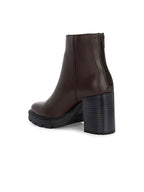 Women Block Heeled Chelsea Women Brown Boots