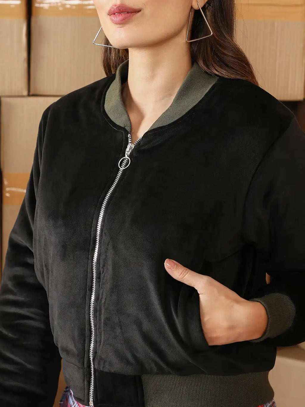 Women Colourblocked Lightweight Bomber with Embroidered Jacket