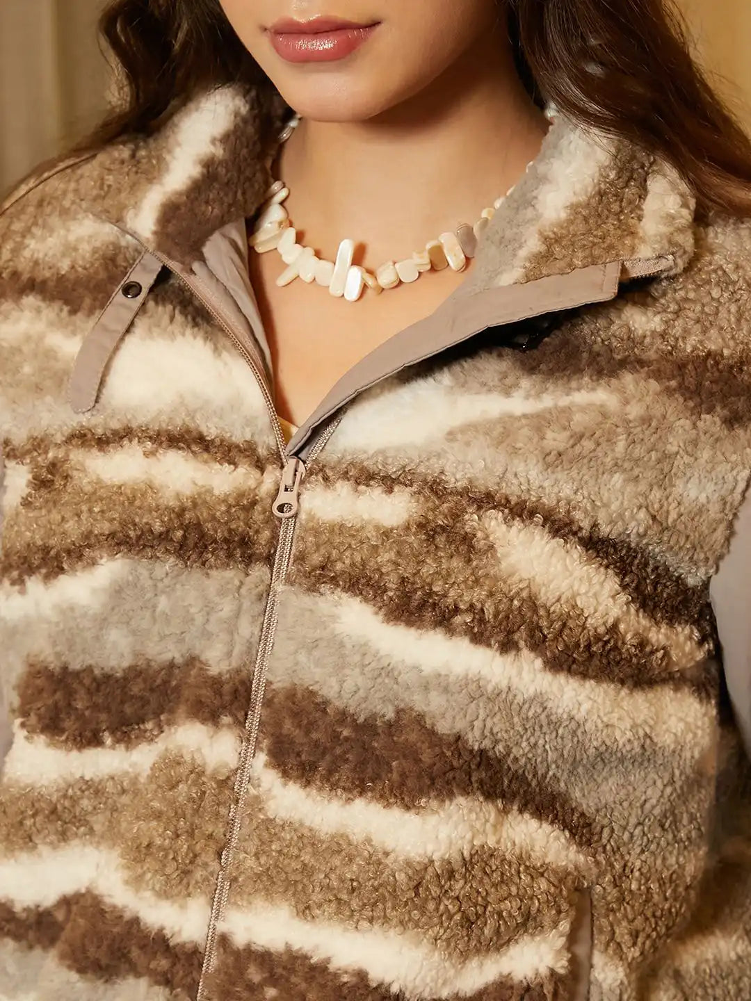Women Lapel Collar Colourblocked Casual Parka Jacket