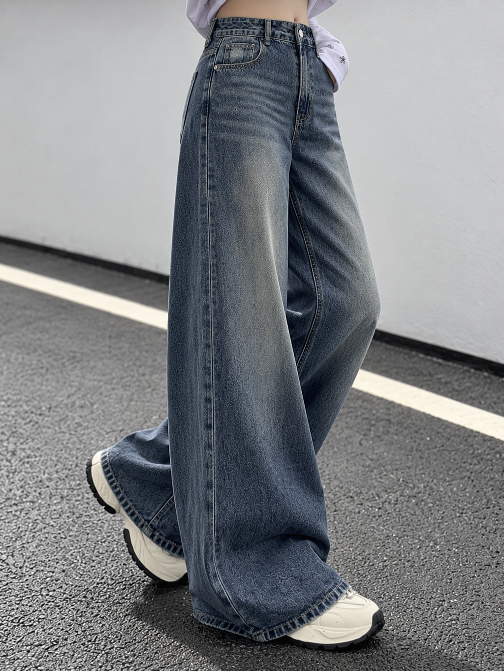 The Roadster Life Co. Smart Wide Leg High-Rise Mildly Distressed Heavy