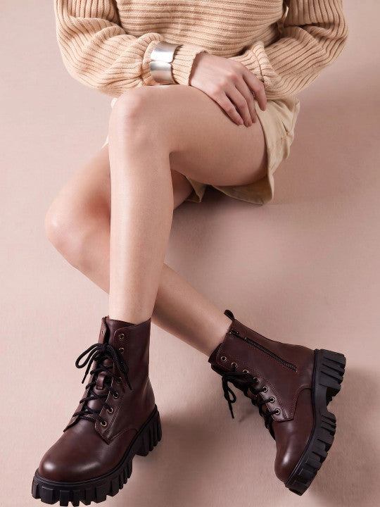 The Lifestyle Co Women Round Toe Lace-Ups Chunky Boots