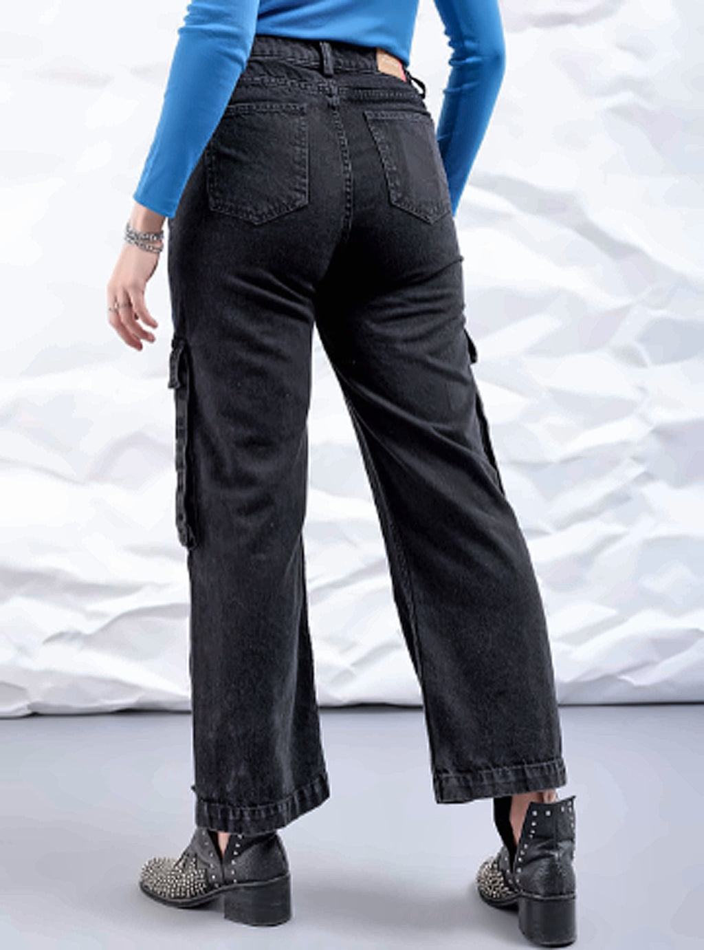Women Carpenter Fit High-Rise Pure Cotton Cargo Jeans
