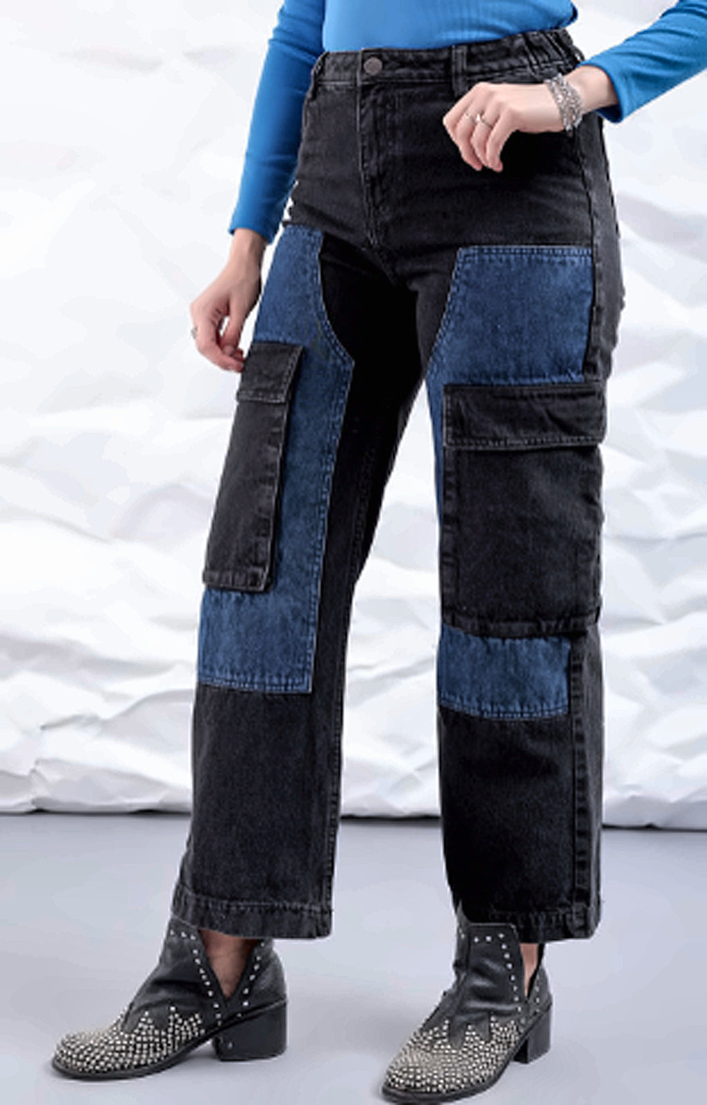 Women Carpenter Fit High-Rise Pure Cotton Cargo Jeans