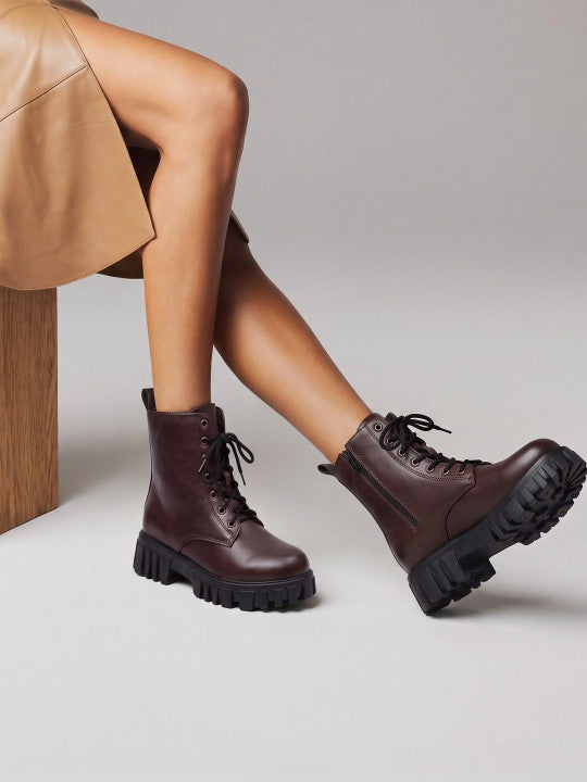 The Lifestyle Co Women Round Toe Lace-Ups Chunky Boots