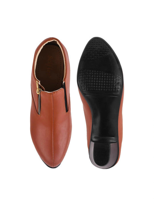Women Pointed Toe Zip Regular Boots