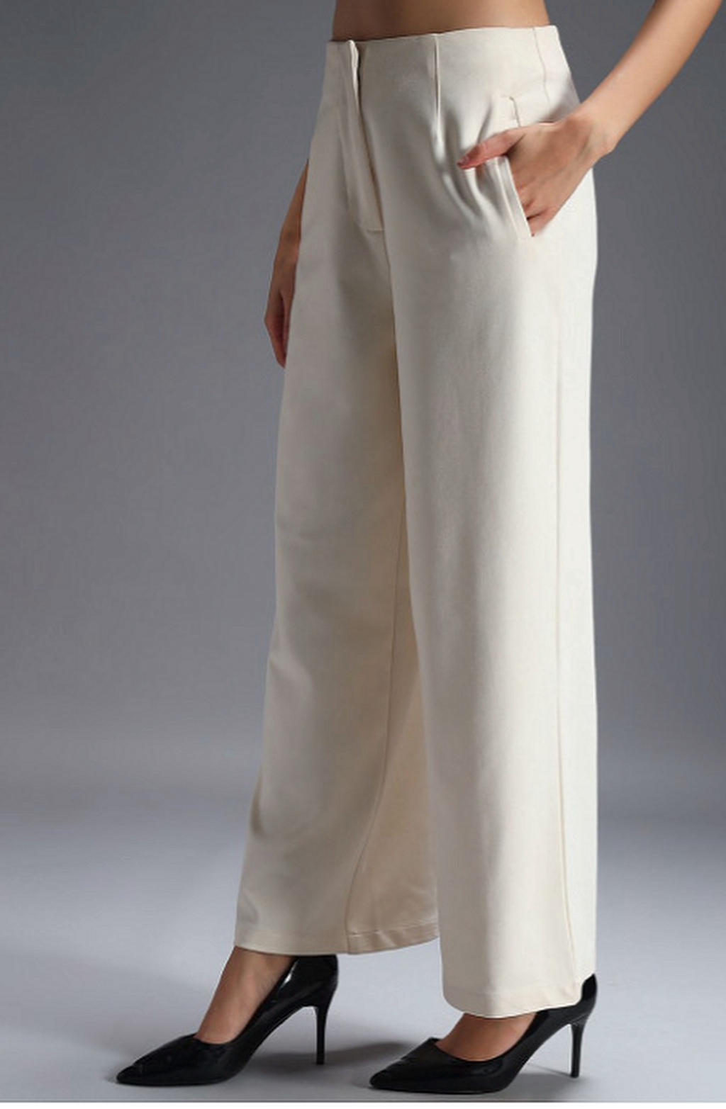 Women Relaxed Wide Leg High-Rise Trousers