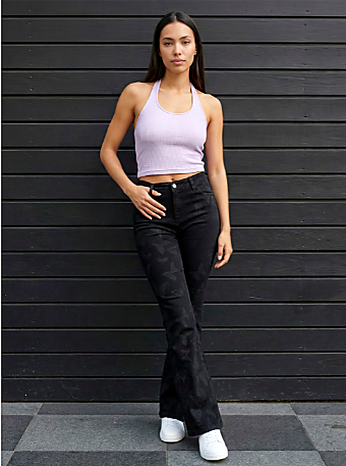 Women Black High-Rise Stretchable Cropped Bootcut Jeans