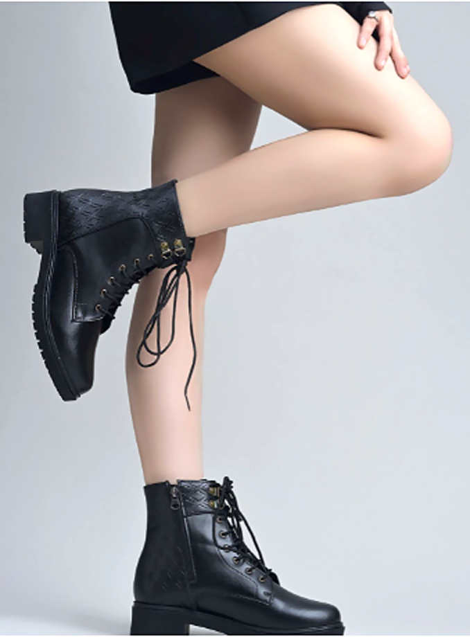 Women Block-Heeled Regular Boots