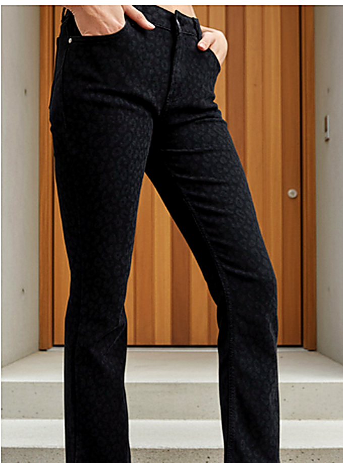 Women Black Bootcut High-Rise Animal Printed Stretchable Jeans