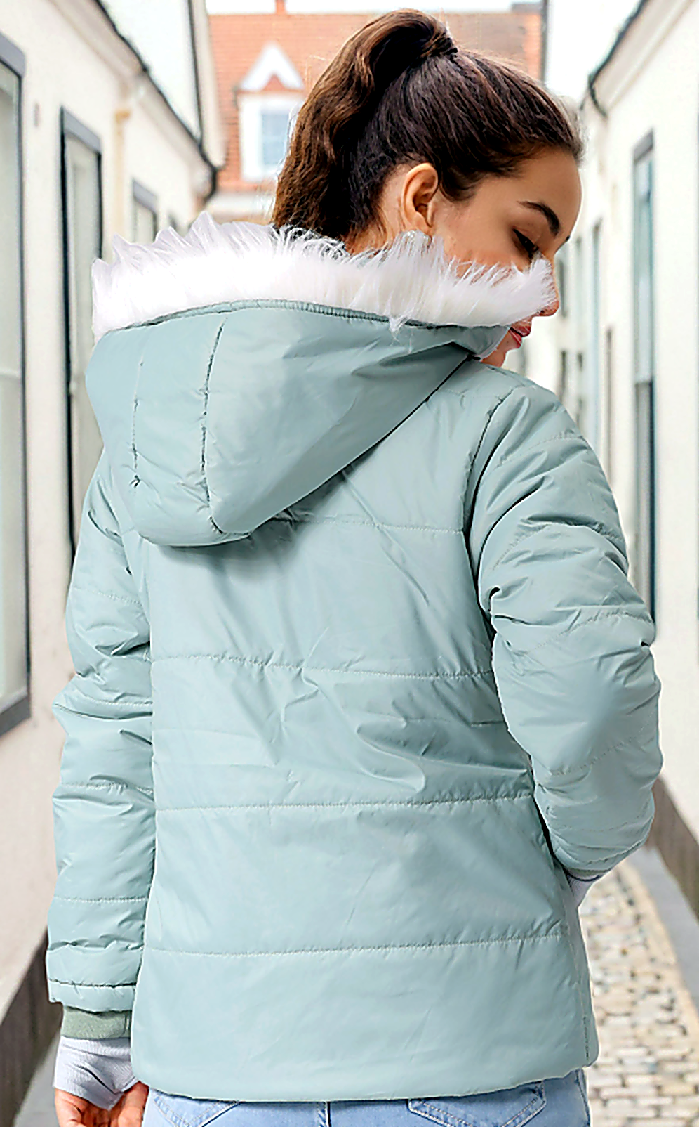 Freehand by The Indian Women Outdoor High Neck Puffer Jacket With Detachable Hood