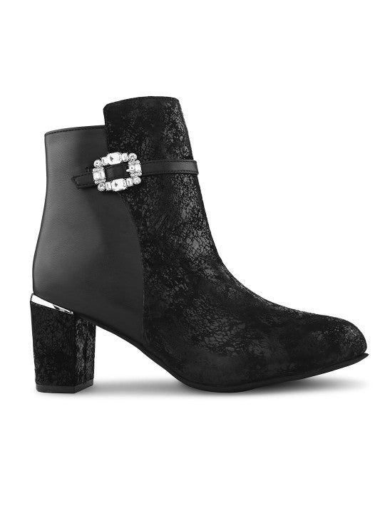 The Lifestyle Co Women Printed Pointed Toe Zip Boots