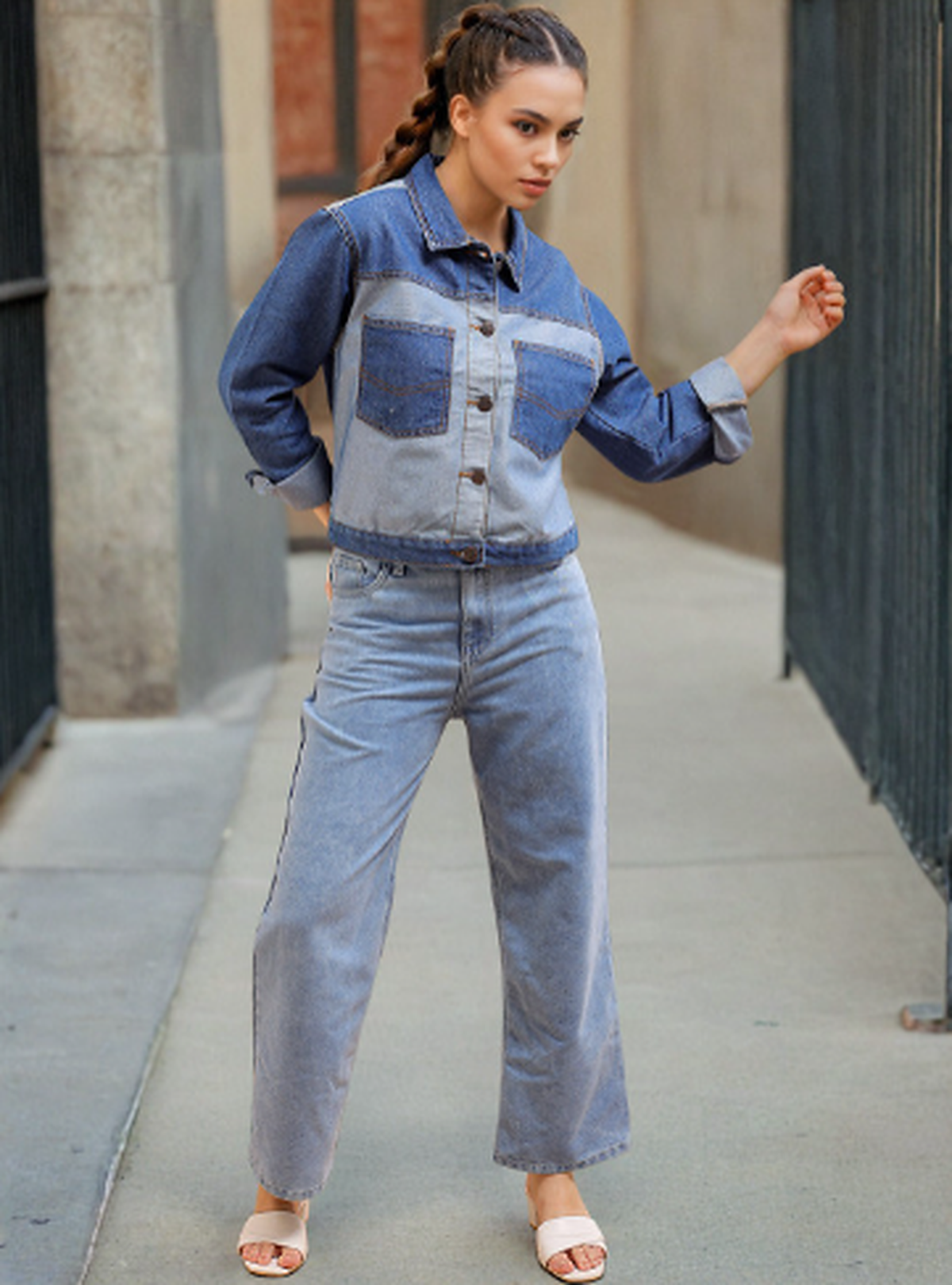 Washed Colourblocked Crop Denim Jacket with Patchwork