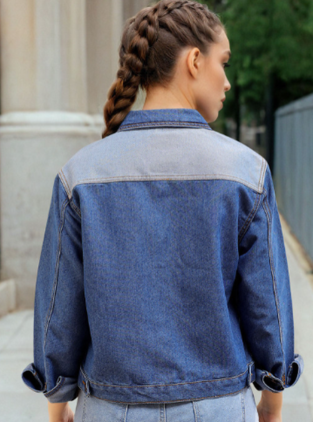 Washed Colourblocked Crop Denim Jacket with Patchwork