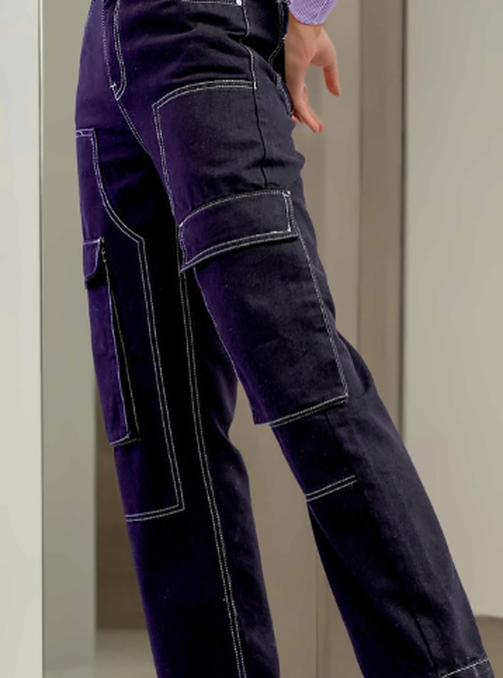 Women Carpenter Fit High-Rise Cargo Clean Look Jeans
