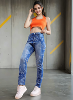 Women Skinny Fit Highly Distressed Light Fade Stretchable Jeans