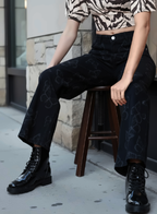 Women Black Wide Leg Clean Look Printed Stretchable Jeans