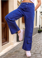 Women Relaxed Fit Clean Look Light Fade Cotton Jeans