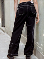 Women Relaxed Fit High-Rise Clean Look Cotton Jeans