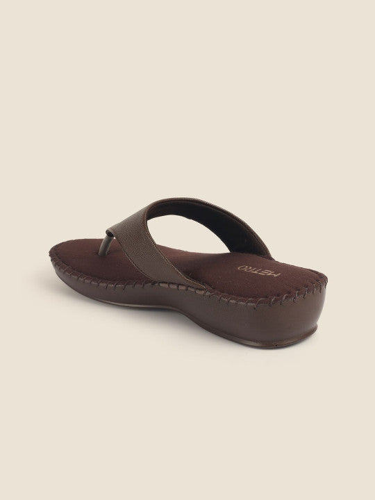 Women Solid Comfort Flats