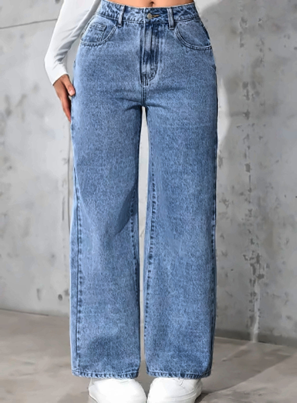 Women Comfort Straight Fit High-Rise Light Fade Stretchable Jeans