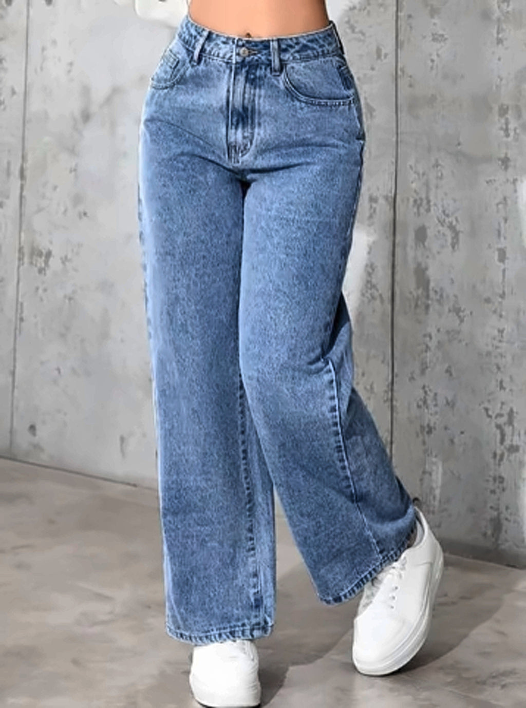 Women Comfort Straight Fit High-Rise Light Fade Stretchable Jeans