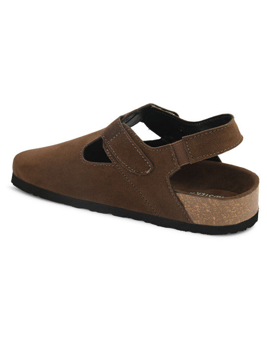 Women Buckle Detail Closed Toe Flat Sandals