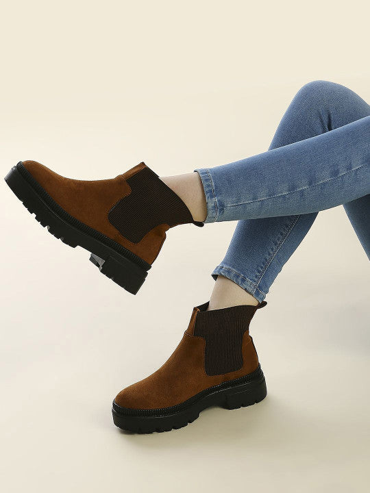 Women Tan Casual Solid Round toe Chelsea Boots