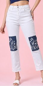 Women Skinny Fit Mid-Rise Stretchable Cropped Jeans
