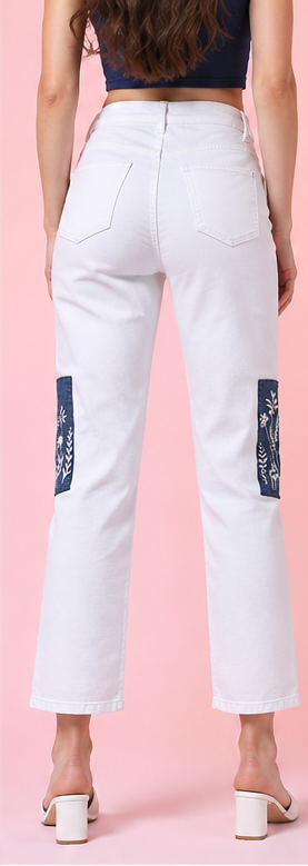 Women Skinny Fit Mid-Rise Stretchable Cropped Jeans
